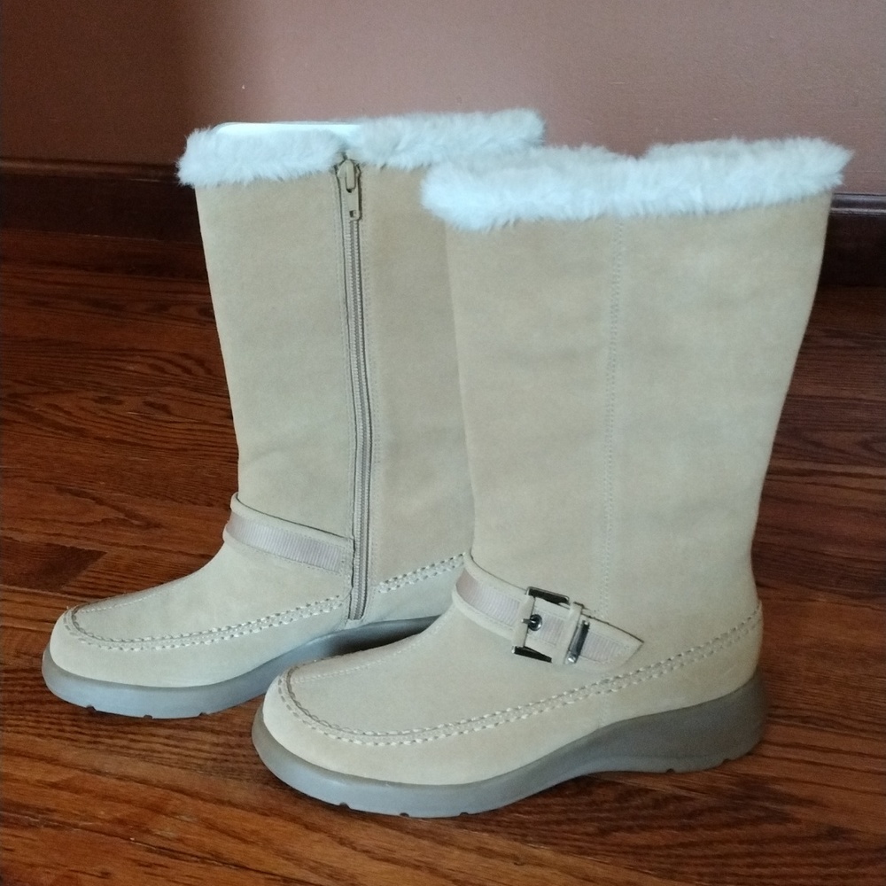 Woman's boots